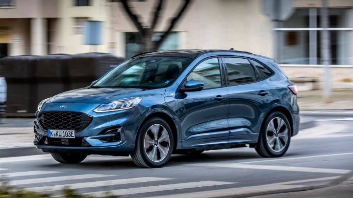 Ford Kuga PHEV: Κατέκτησε τον Απρίλιο την πρώτη θέση σε πωλήσεις στην Ευρώπη