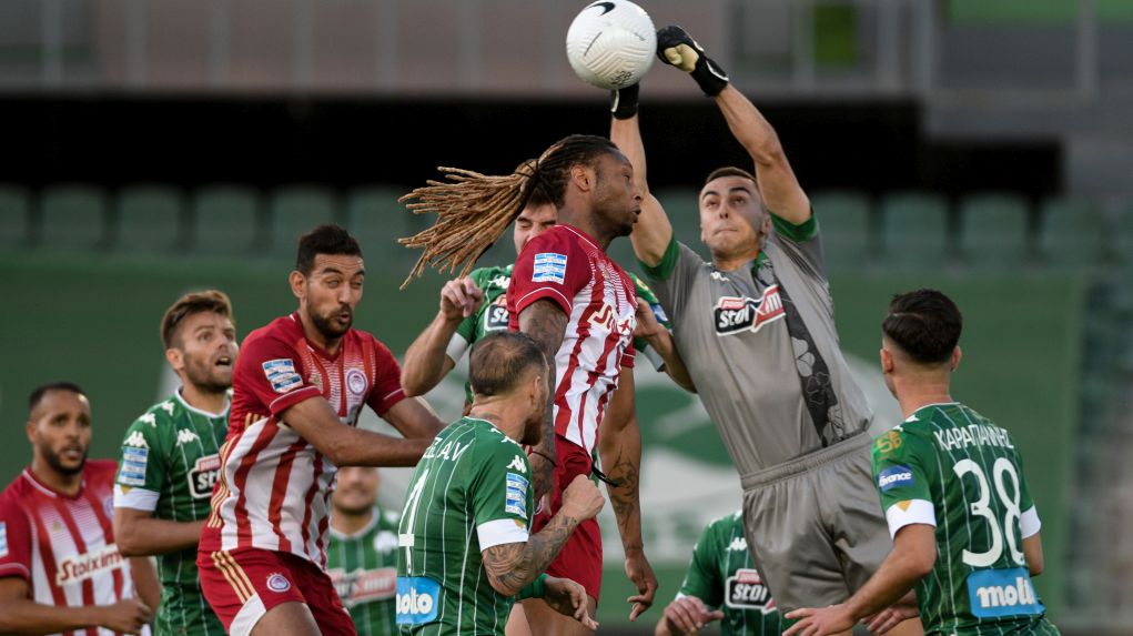 Eπίδειξη δύναμης o Oλυμπιακός, 4-1 τον αποκαρδιωτικό Παναθηναϊκό στη Λεωφόρο