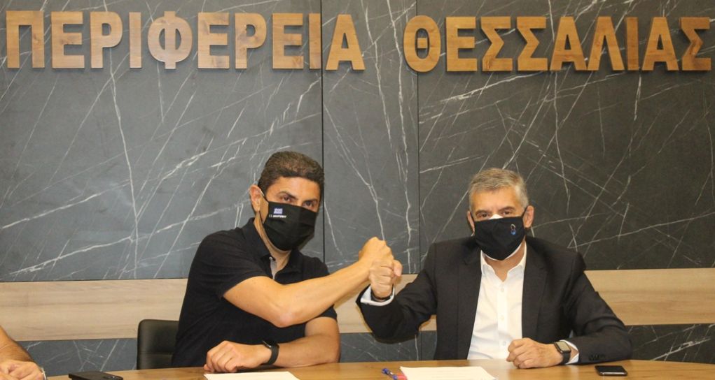 Λάρισα: “Έπεσαν” υπογραφές Αυγενάκη-Αγοραστού για την αναβάθμιση του ΕΑΚ (pics)