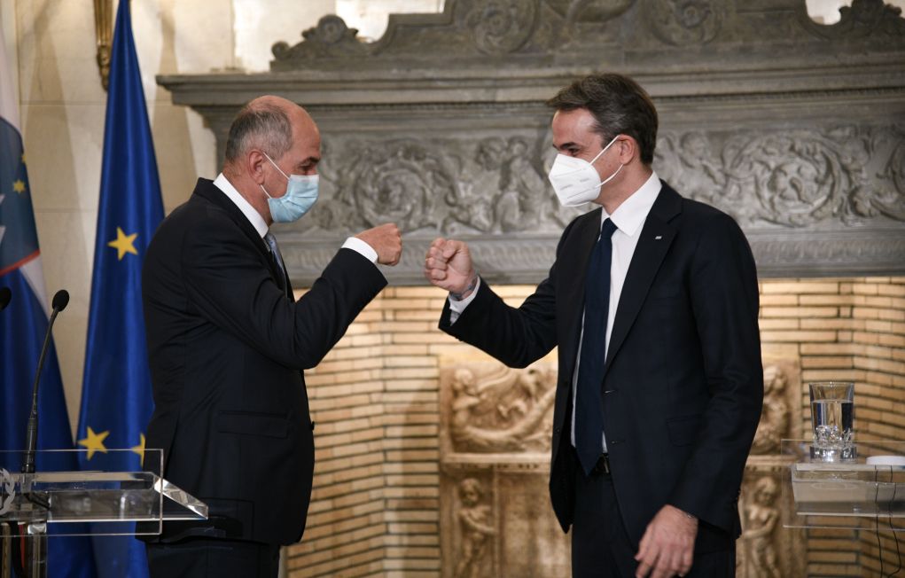 Συνάντηση Μητσοτάκη με Γιάνεζ Γιάνσα: “Ελλάδα και Σλοβενία υποστηρίζουν ενθέρμως την ευρωπαϊκή απόφαση για το πράσινο διαβατήριο”