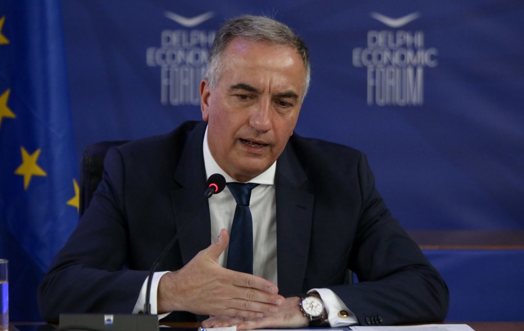 Στ. Καλαφάτης: “Μόνος τρόπος να αποφύγουμε ένα νέο κύμα ο εμβολιασμός”