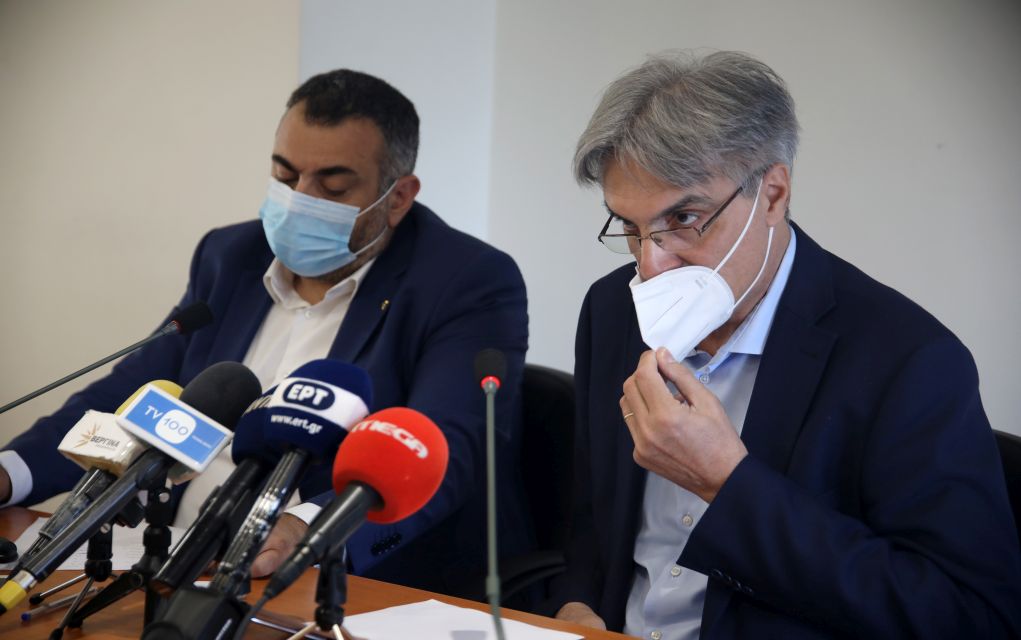 “Βολές” από Φαρμακευτικό Σύλλογο Θεσσαλονίκης κατά της κυβέρνησης για τα self tests