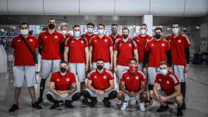 Βλάχος: «Ο καλός Ολυμπιακός μπορεί να νικήσει»