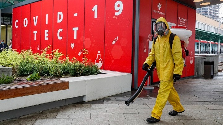 Ρωσία – Κορονοϊός: Αριθμός – ρεκόρ θανάτων σε Μόσχα και Αγία Πετρούπολη