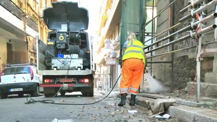 Βόλος: Εργατικό ατύχημα – Εργαζόμενη στην καθαριότητα του Δήμου