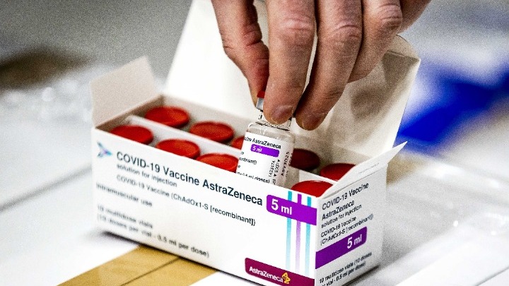 Έρευνα: Χωρίς μειονεκτήματα ο συνδυασμός εμβολίων AstraZeneca και BioNTech/Pfizer κατά της Covid-19