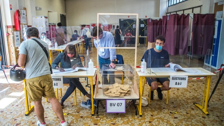 Γαλλία: Περιφερειακές εκλογές με την ακροδεξιά σε πλεονεκτική θέση εκκίνησης