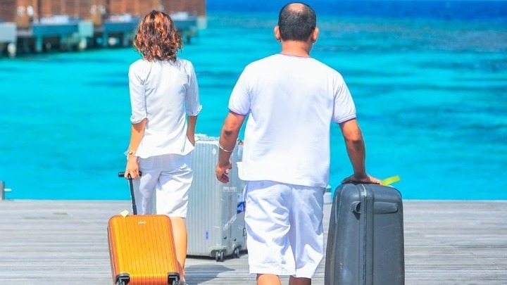 Η Δανία απελευθερώνει την τουριστική κίνηση προς την Ελλάδα – Η επίσκεψη Θεοχάρη