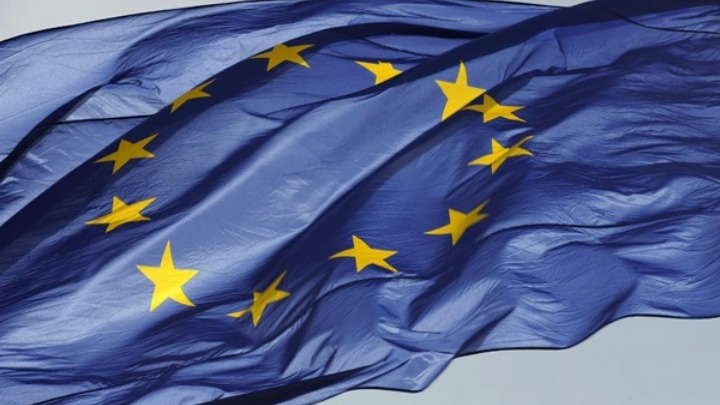 Η ΕΕ καλεί τη Ρωσία να απελευθερώσει αμέσως και άνευ όρων τον πρώην εκτελεστικό διευθυντή της οργάνωσης “Ανοιχτή Ρωσία”