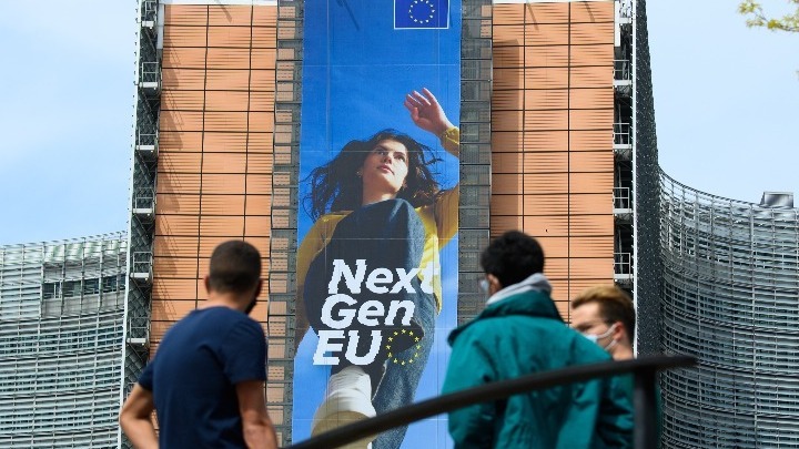 Η Κομισιόν συγκέντρωσε 20 δις ευρώ για να χρηματοδοτήσει το Ταμείο Ανάκαμψης