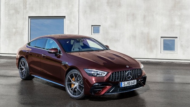Η αποκλειστική έκδοση της Mercedes-Benz AMG είναι γεγονός και συνδυάζει δύναμη και άνεση