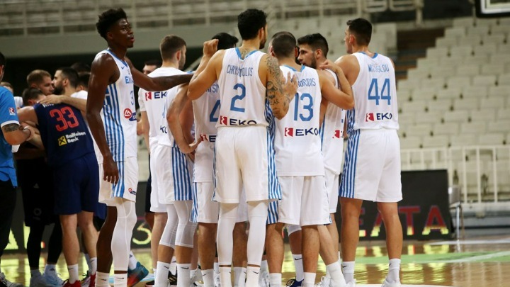 Ακόμα τέσσερις παίκτες «έκοψε» από την Εθνική Μπάσκετ ο Πιτίνιο