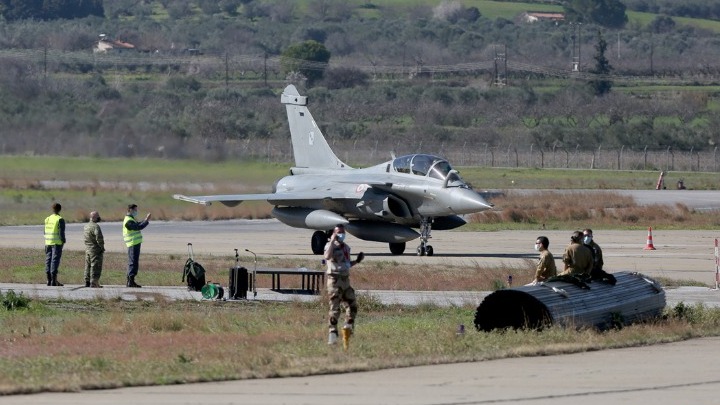 Με 97 συμμετοχές η ελληνική αμυντική βιομηχανία στην έκθεση DEFEA