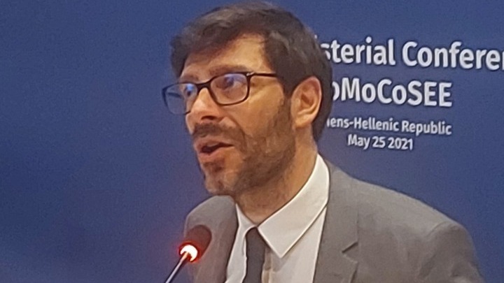 Ν. Γιατρομανωλάκης: Με την «κάρτα ελευθερίας» θα ξαναχτίσουμε την σχέση μας με τον πολιτισμό «που τόσο βίαια διακόπηκε»