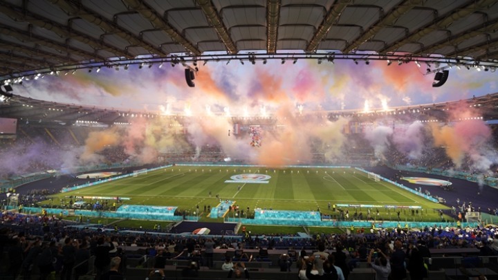 EURO 2020: Πυροτεχνήματα και μπαλόνια στην “πολύχρωμη” τελετή έναρξης στη Ρώμη