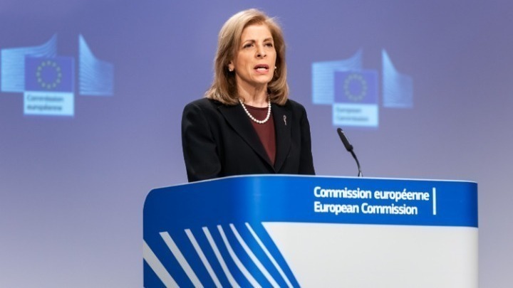 Στην Αθήνα σήμερα η επίτροπος Υγείας της ΕΕ – Συνάντηση με Μητσοτάκη και Κικίλια
