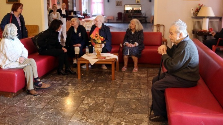 Ξεκινούν και πάλι τα επισκεπτήρια στις Μονάδες Φιλοξενίας Ηλικιωμένων Δομών Ευάλωτων και Ευπαθών Ομάδων