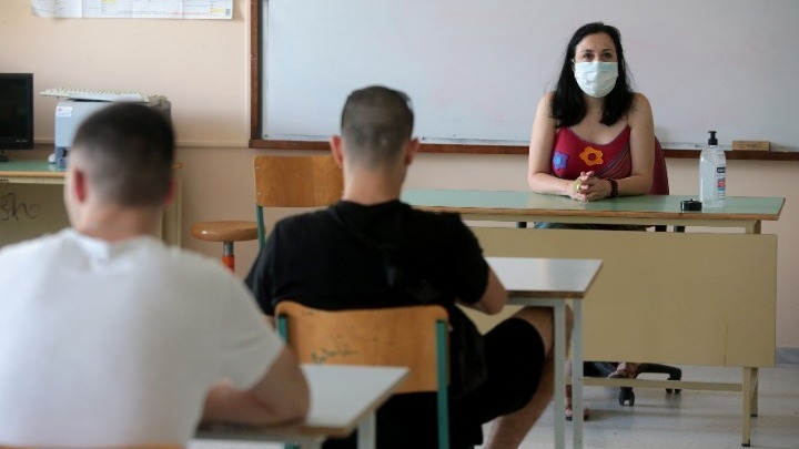 Υπ. Παιδείας: Ψηφιακοί -πλέον- οι τίτλοι σπουδών για γυμνάσιο και λύκειο