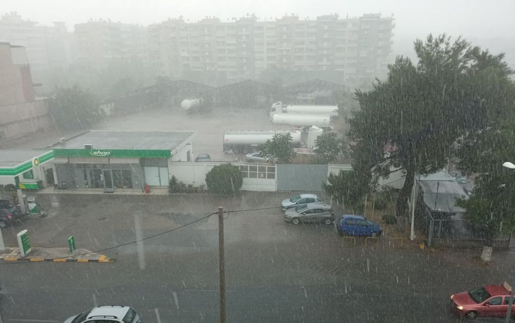 Θεσσαλονίκη: Ισχυρότατη χαλαζόπτωση (vid)