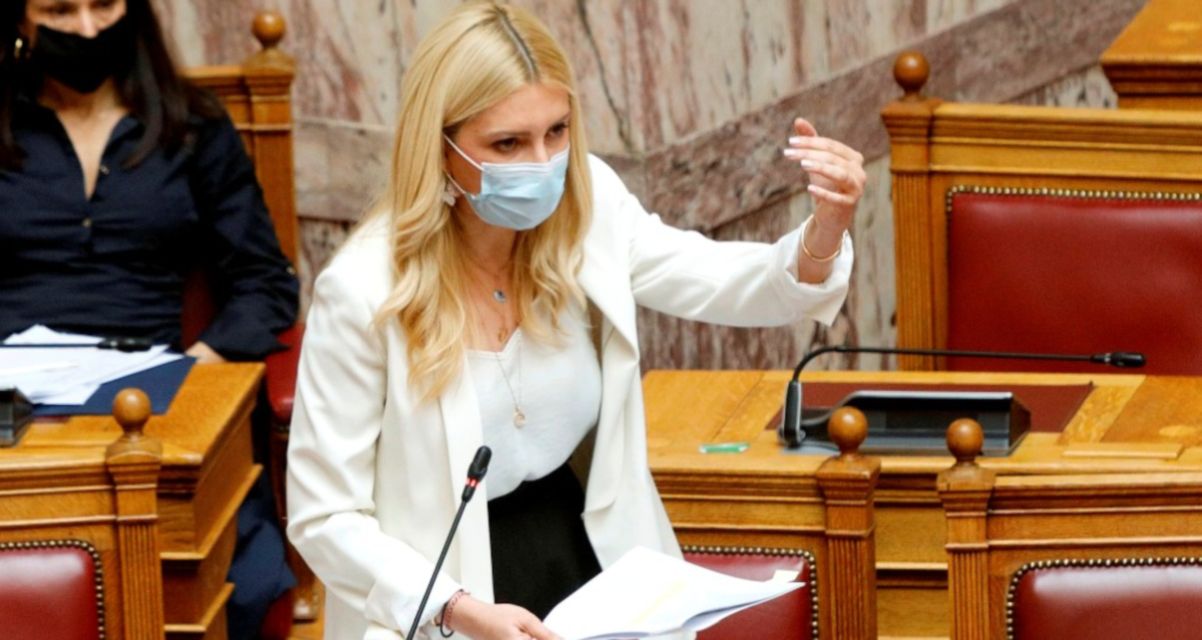 Φωτεινή Αραμπατζή στη Βουλή: “Προκαταβολή 40% για τον παγετό της άνοιξης στους πληγέντες παραγωγούς ως τα τέλη Ιουλίου” (vids)