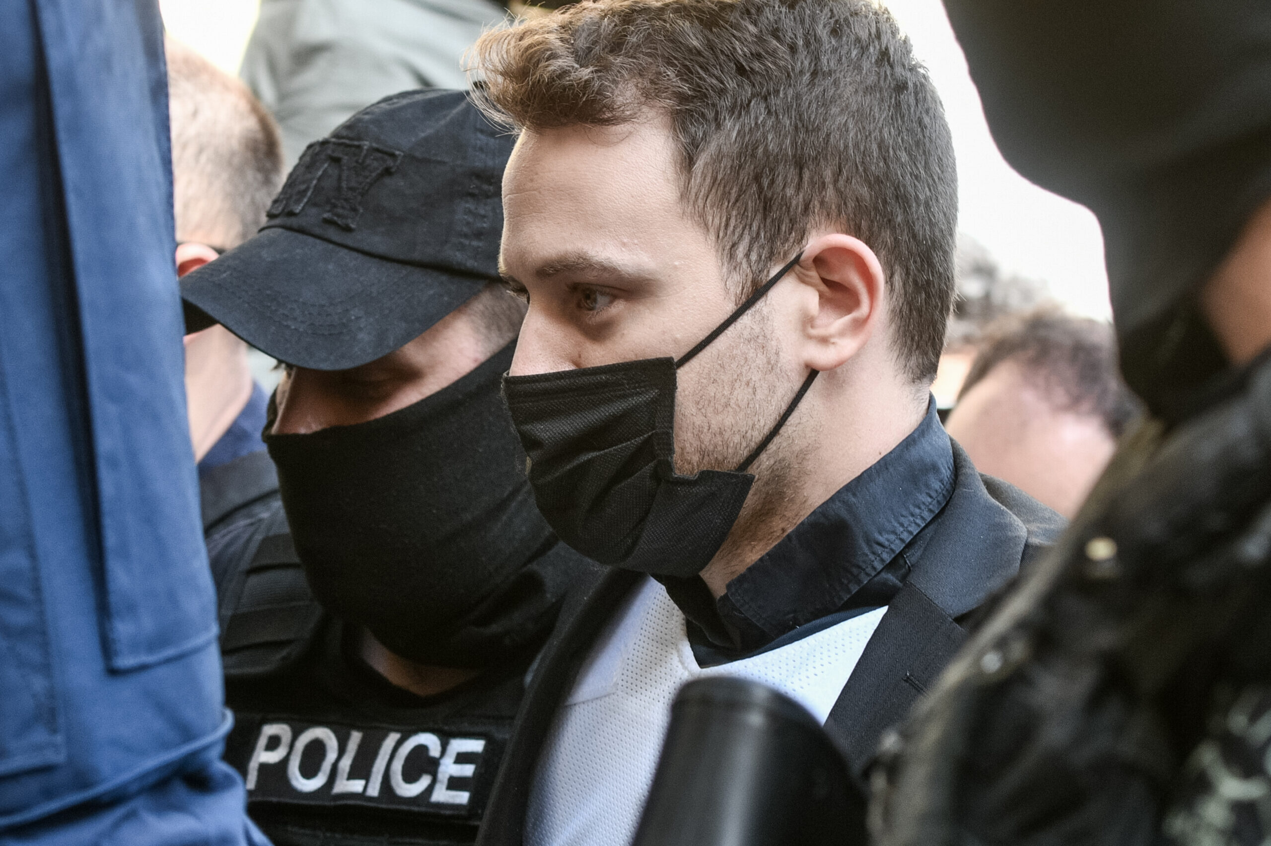 Γλυκά Νερά: Oμόφωνα ένοχος ο Μπάμπης Αναγνωστόπουλος – Όσα είπε ο πατέρας της Καρολάιν λίγο μετά την απόφαση