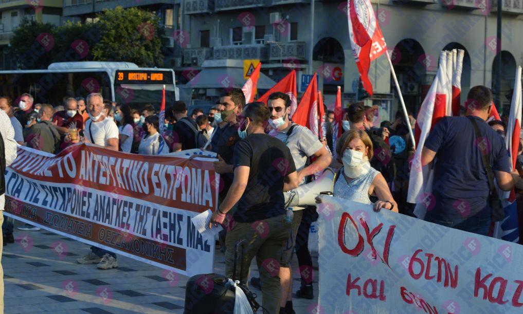 Θεσσαλονίκη: Πορεία ενάντια στο νομοσχέδιο για το 8ωρο (pics & vids)
