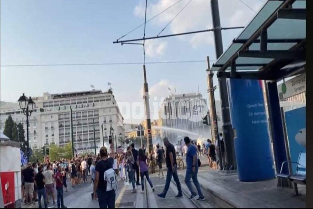 Εικόνες από τα επεισόδια στην Αθήνα (pics)