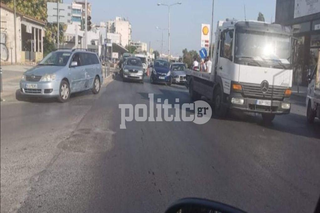 Θεσσαλονίκη: Τροχαίο στο φανάρι του Κορδελιού επί της Μοναστηρίου
