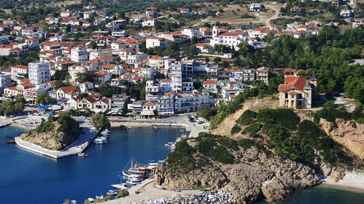 Θωμαΐδης: Ο κορονοϊός μεταφέρεται στην επαρχία – Ποιες περιοχές προκαλούν ανησυχία (vid)