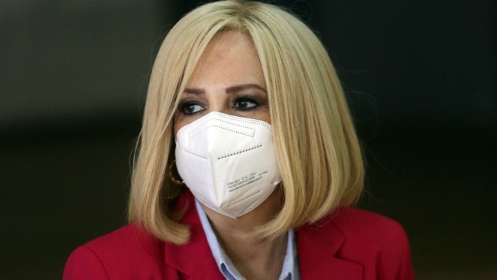 Φ. Γεννηματά: Σχόλια για υποχρεωτικό εμβολιασμό