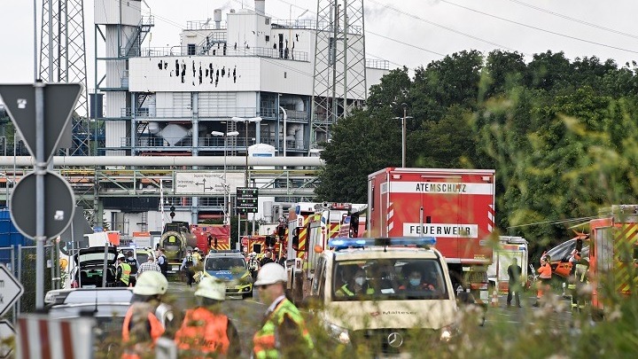 Γερμανία: Ένας νεκρός, 16 τραυματίες και 4 αγνοούμενοι από έκρηξη σε εργοστάσιο επεξεργασίας απορριμμάτων