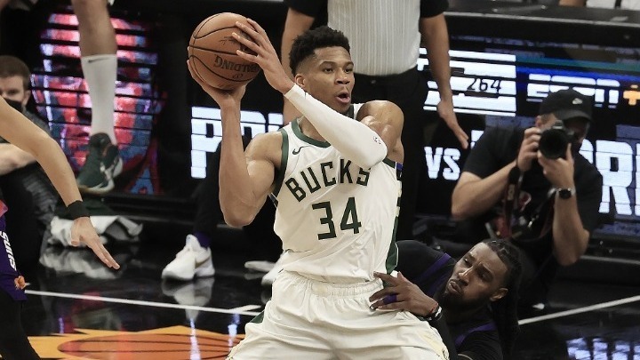 Giannis: Η τάπα στον Έιτον