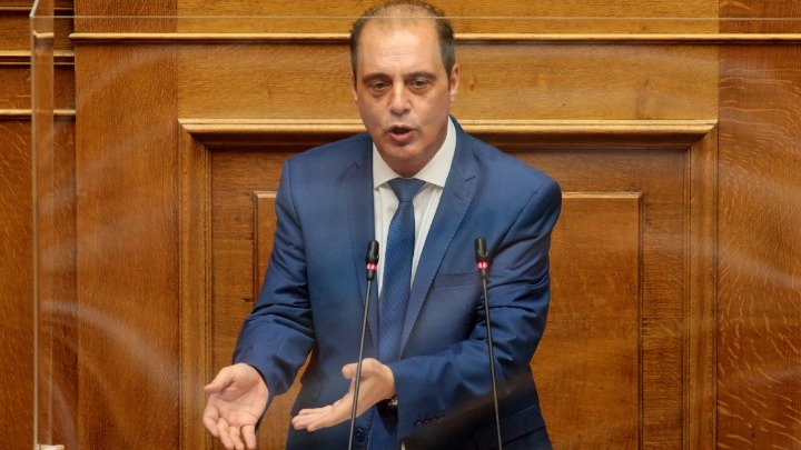 Κυρ. Βελόπουλος: Οι πολιτικοί αρχηγοί απουσιάζουν ενώ καθορίζεται η οικονομική πολιτική