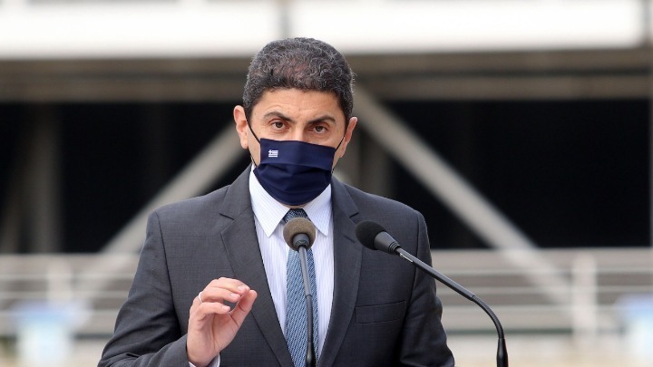 Λ. Αυγενάκης: «Δώσαμε μάχες με τους λοιμωξιολόγους – Πετύχαμε υψηλότατο ποσοστό εμβολιασμένων στα γήπεδα»
