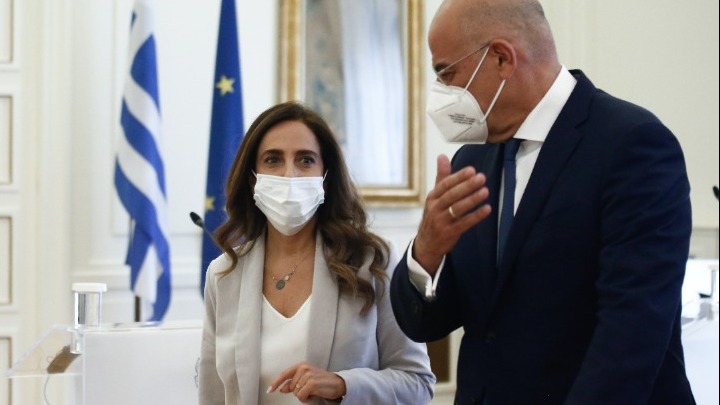 «Μας ανησυχεί ο αποσταθεροποιητικός ρόλος της γειτονικής Τουρκίας», δήλωσε ο Ν. Δένδιας στη συνάντηση του με Ζ. Ακάρ