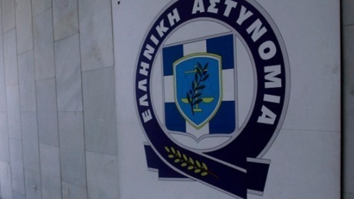 Όσα είπε η γειτόνισσα που κάλεσε το 100 στο έγκλημα στην Δάφνη (vid)