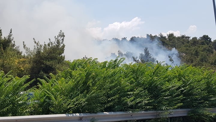 Πυροσβεστική: “Η φωτιά στο Σέιχ-Σου δεν προκύπτει από εμπρησμό”