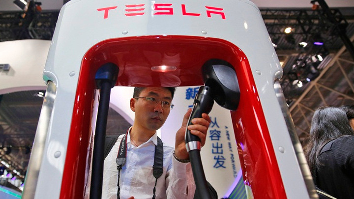 CATL με Tesla: Συμφωνία για την προμήθεια μπαταριών IX ιόντων-λιθίου