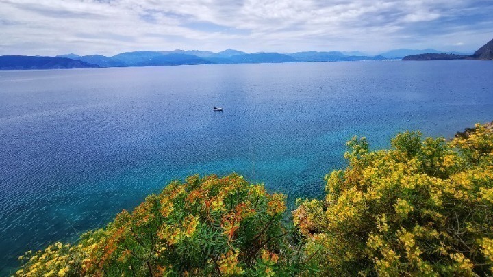 Καιρός: Έρχεται πτώση της θερμοκρασίας – Πού θα σημειωθούν σήμερα βροχές και καταιγίδες