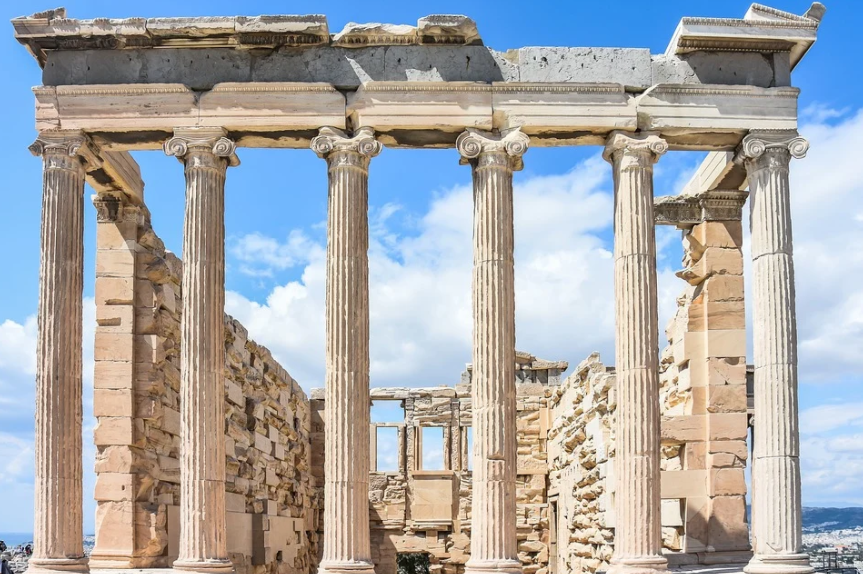 Ζαχαράκη: 2,3 εκατομμύρια οι τουρίστες που έχουν επισκεφτεί την Ελλάδα μέχρι τώρα