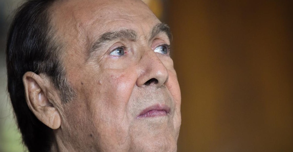 Τόλης Βοσκόπουλος: To Twitter αποχαιρετά τον “πρίγκιππα” του ελληνικού τραγουδιού