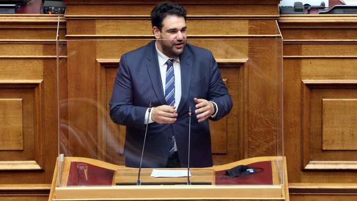 Θ. Λιβάνιος: «Τέλος του 2022 θα έχει ολοκληρωθεί ο διαγωνισμός για την αδειοδότηση των περιφερειακών μέσων»