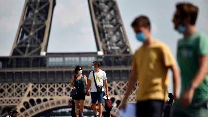 Ακατανόητη η απόφαση της Αγγλίας για τον αποκλεισμό των Γάλλων ταξιδιωτών