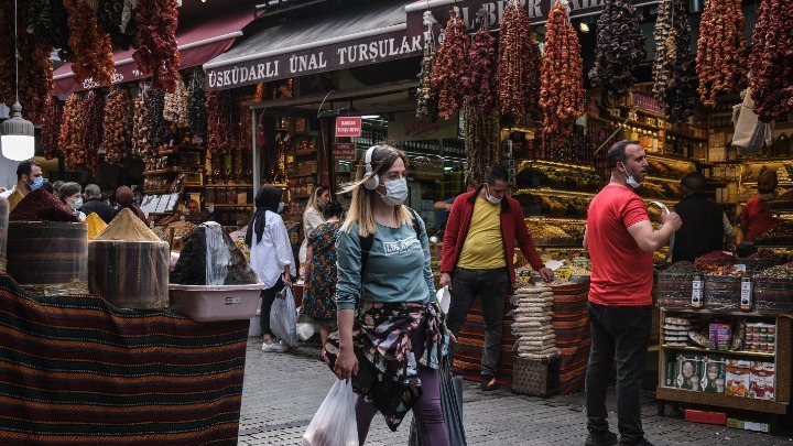 Τουρκία: Πάνω από 10.000 τα νέα κρούσματα – Στα επίπεδα Μαΐου η πανδημία
