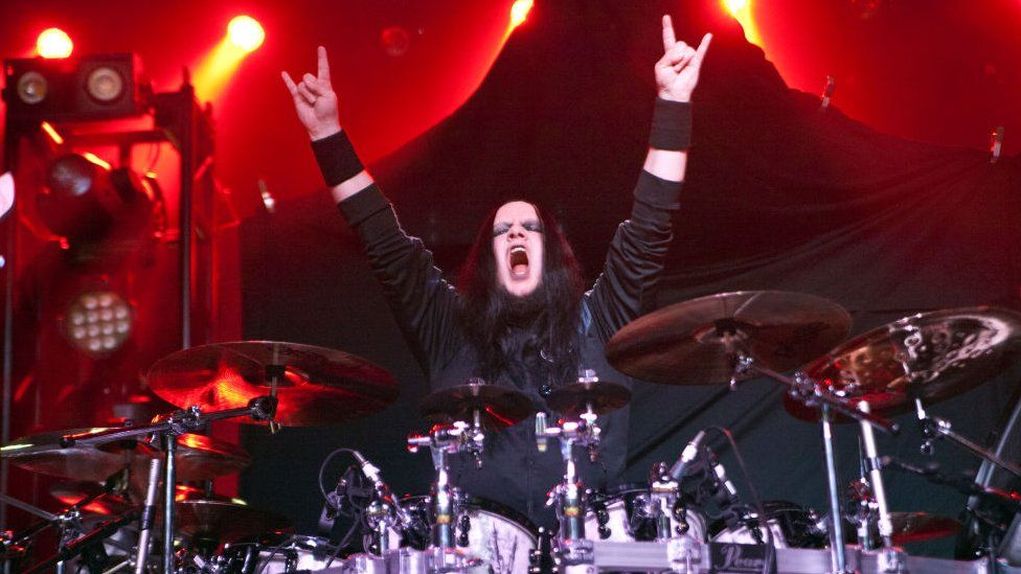 Joey Jordison: Πέθανε ο θρυλικός ντράμερ των Slipknot – Βρέθηκε νεκρός στο σπίτι του
