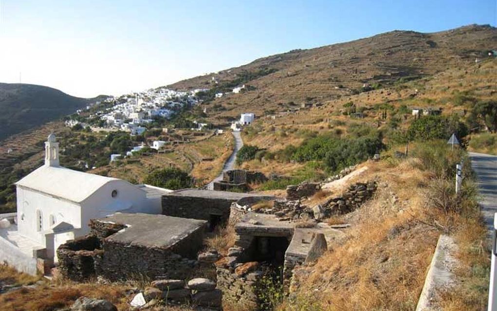 Γώγος: Και η Τήνος πλέον στα «κόκκινα» νησιά μαζί με την Ίο και την Πάρο