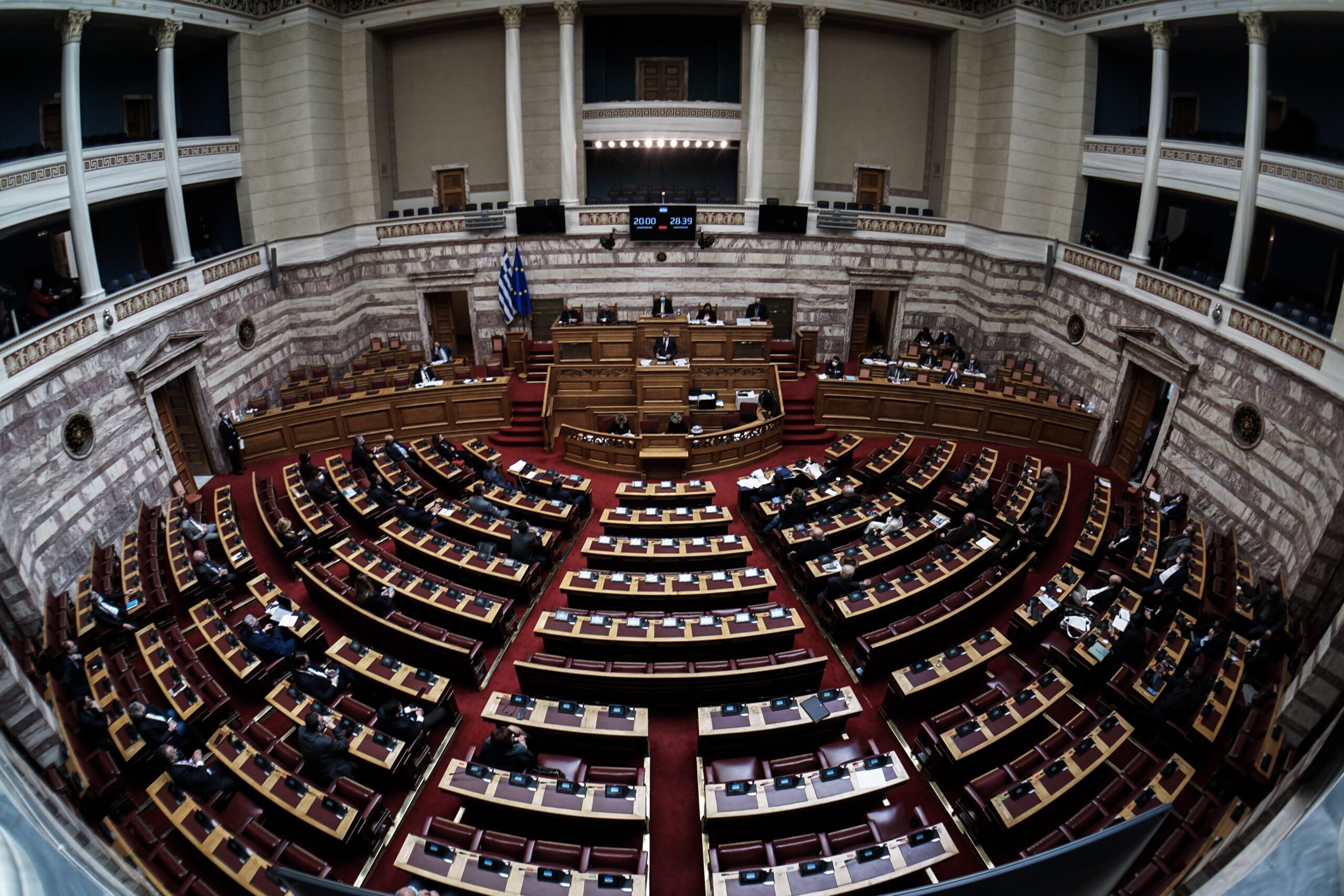 Δείτε live: Συνεχίζεται η συζήτηση για τη πρόταση δυσπιστίας στη Βουλή