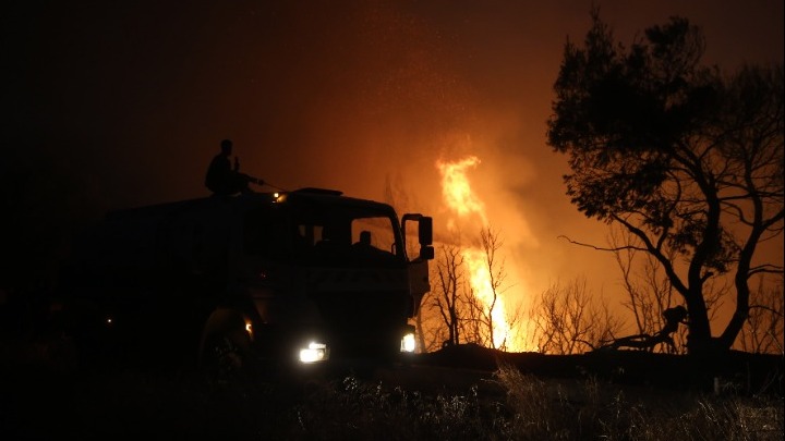 Λέκκας για την εξάπλωση της πυρκαγιάς στη Βαρυμπόμπη