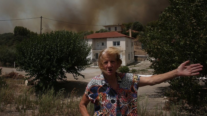 Hλεία: Εγκλωβισμένοι κάτοικοι σε αγροικία στα Βίλλια (vid)
