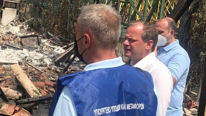 Φωτιές στην Ελλάδα: Από 692 αυτοψίες σε κατοικίες οι 235 είναι ακατάλληλες